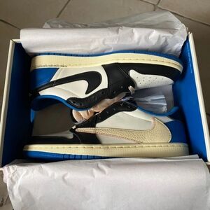 Jordan 1 Retro Low Travis Scott X Fragment